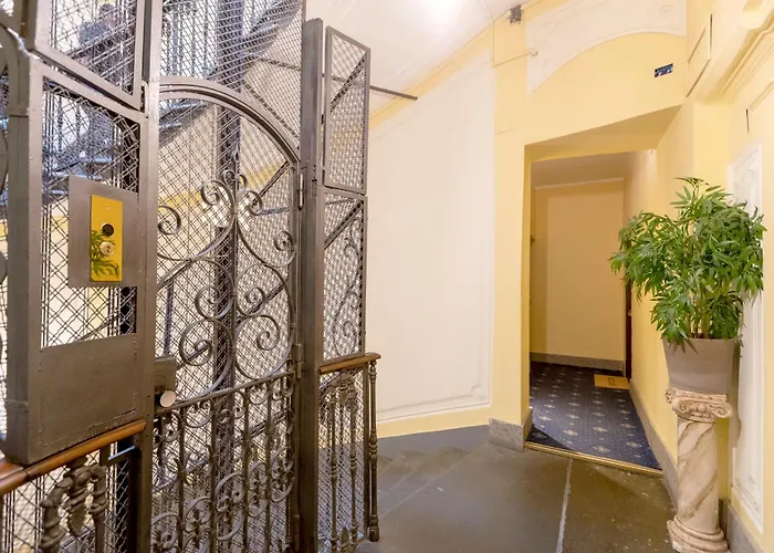 Apartamento Tiny Steps To Piazza Di Spagna Roma